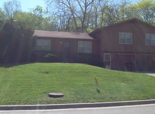 1027 Jana Drive, Lawrence, KS 66049