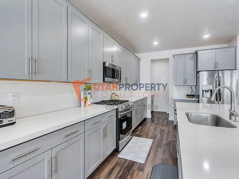213 W Prickly Pear Dr — Photo 12