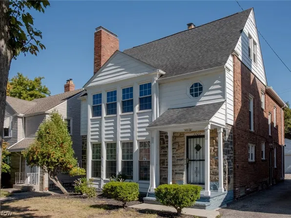 3703 Daleford Rd, Shaker Heights, OH 44120