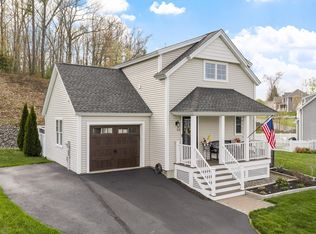 23 Dobson Cir, Leominster, MA 01453