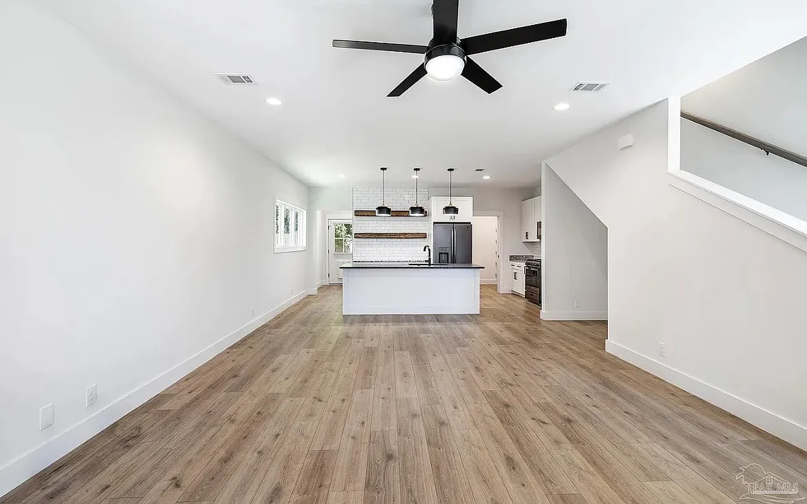 2 bed, 1481 sqft, $2,800 — Photo 3