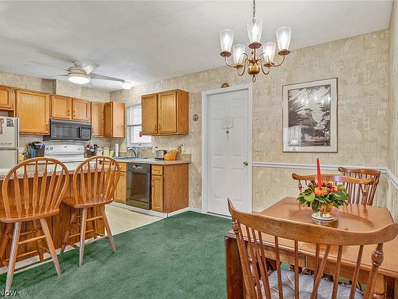 2nd image of 5155 Franklyn Blvd #B