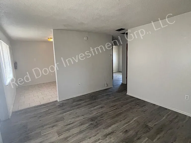 Robinswood — Photo 32