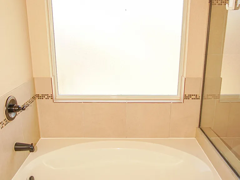 14613 Sunny Land Ave — Photo 21