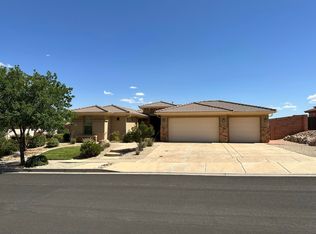 3072 E Slick Rock Rd, Washington, UT 84780