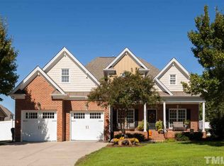 1010 Primrose Cottage Ln, Knightdale, NC 27545