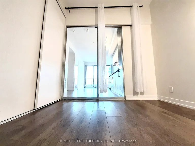 898 Portage Pkwy #5906 — Photo 16