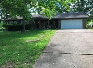 2910 Paula Dr, West Plains, MO 65775
