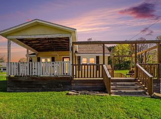 21082 Elm St, Reed City, MI 49677