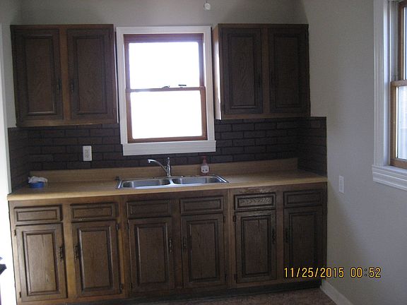 5th image of 1275 Cedar St