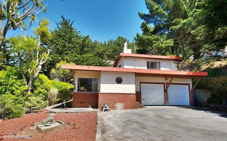 1st image of 303 Reichling Ave