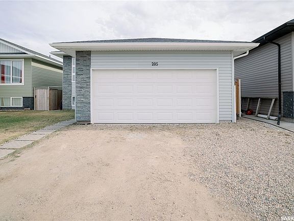 2nd image of 205 Reddekopp LANE