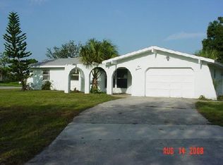 616 SE Preston Ln, Port Saint Lucie, FL 34983