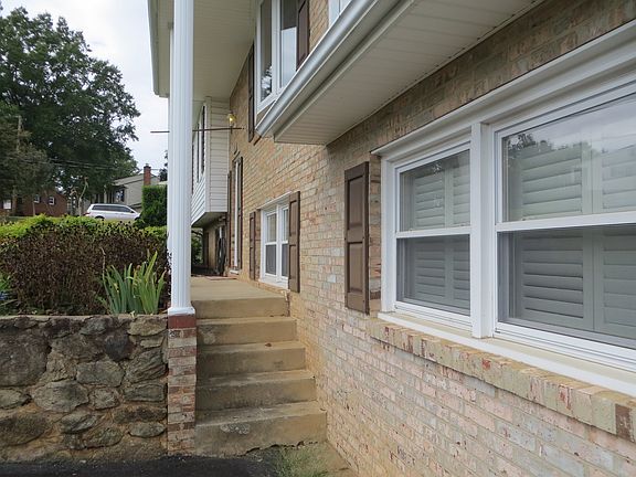 5th image of 615 Aragona Dr
