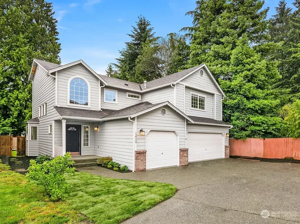 2450 Ferndale Place NE, Renton, WA 98056