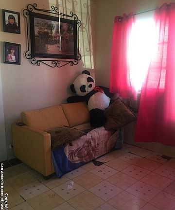 5th image of 2929 W Gerald Ave