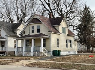 1221 N Main St, Decatur, IL 62521