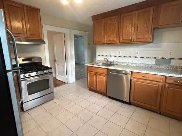 31 Harvard St #2, Medford, MA 02155