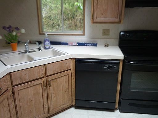 3rd image of 15519 132nd St Ct N
