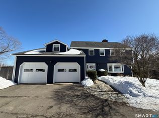 158 Westledge Rd, West Simsbury, CT 06092