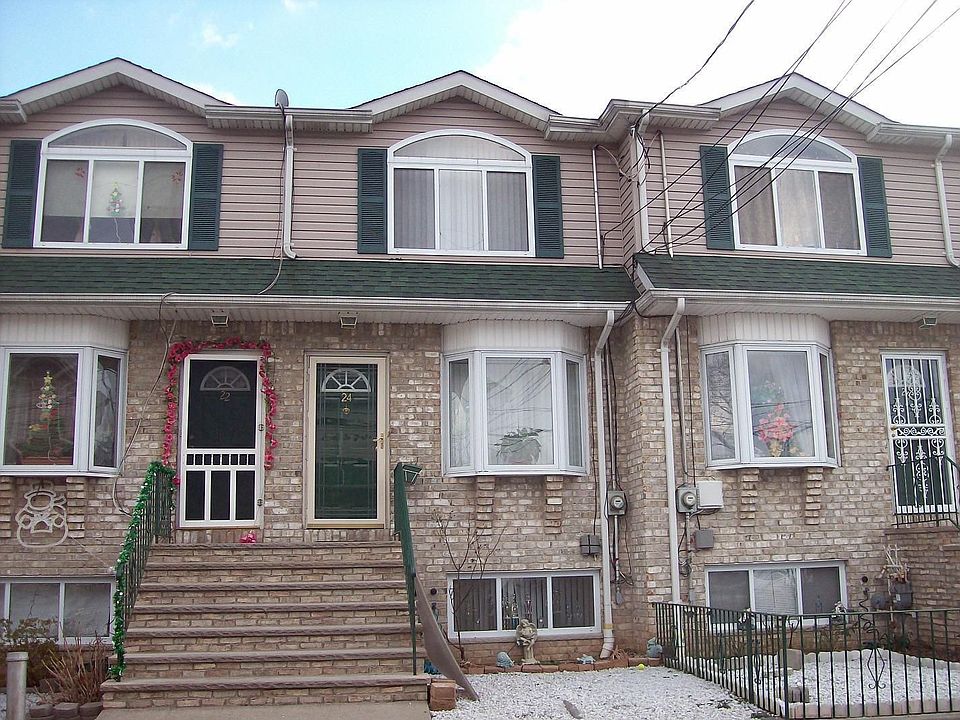 1st image of 24 Lyceum Ct
