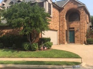 2909 Everest Dr, Bedford, TX 76021
