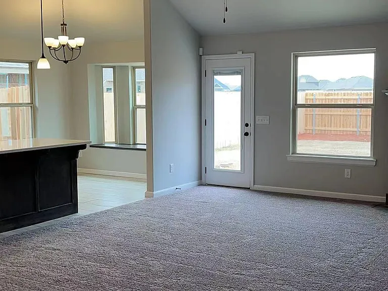 18216 Sunny Stone Ln — Photo 5
