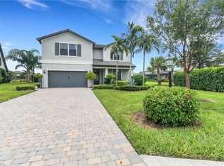 19221 Zephyr Lily CT, ESTERO, FL 33928