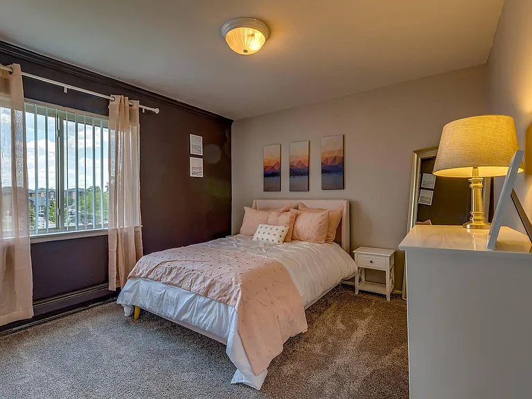 Towne Square Apartments and Townhomes — Photo 44