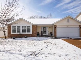 247 Keystone Dr, Fenton, MO 63026