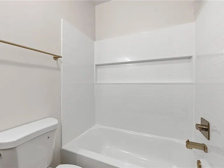 320 Shoal Creek Rd #101 — Photo 18