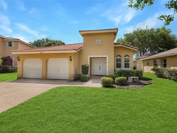 4388 NW 41st Pl, Coconut Creek, FL 33073