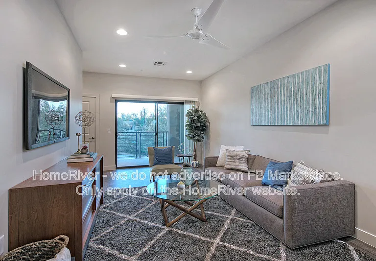 1000 W 5th St #1010 — Photo 3