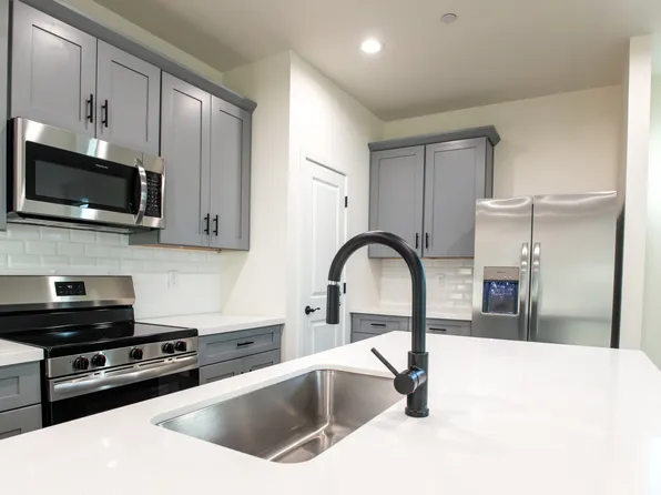 1968 E Don Carlos Ave, Tempe, AZ 85281