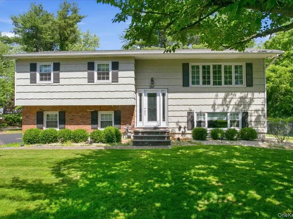 1 Saddle Lane, New City, NY 10956
