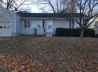 3370 Marmary Ln, Saint Ann, MO 63074
