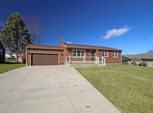 2818 Peacock Dr, Youngstown, OH 44511