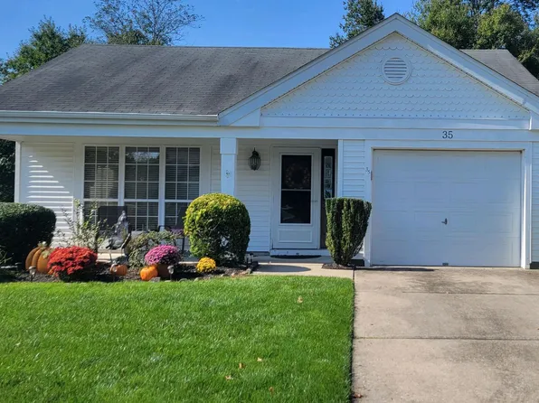 35 Liverpool Ln, Southampton, NJ 08088