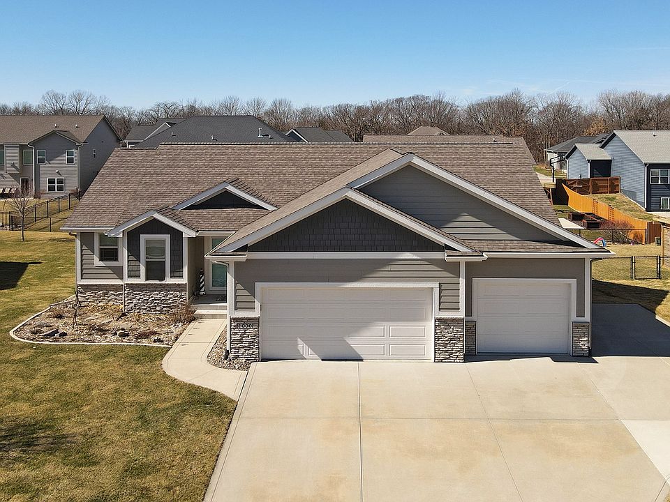 1st image of 1000 Lost Lake Dr