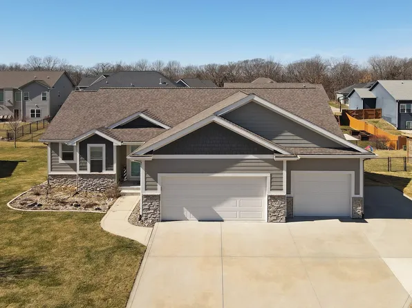 1000 Lost Lake Dr, Polk City, IA 50226