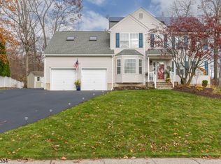 17 Anderson Rd, Wharton, NJ 07885