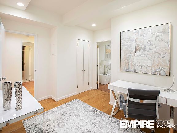 5th image of 150 W 50th St Unit 181819