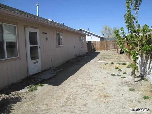 3rd image of 104 Eaglewood Dr
