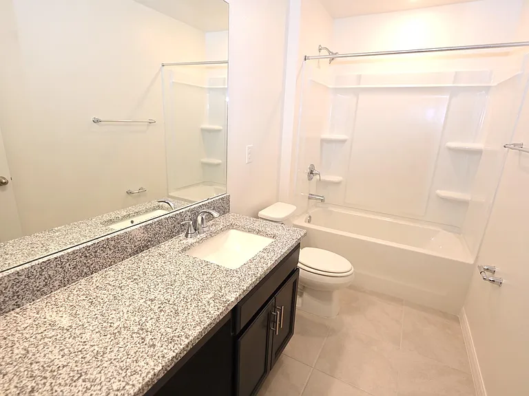 9532 Sandy Bluffs Cir — Photo 17