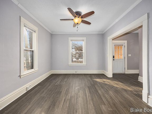 4th image of 619 Oakdale St SE