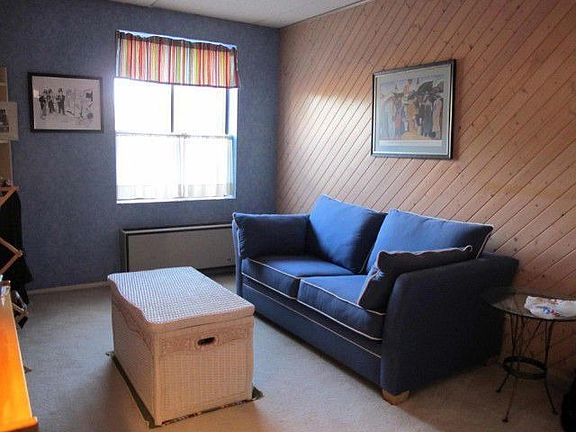 5th image of 175 Maple Ave