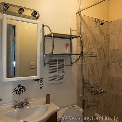 Rented by Washington Realty Corp. | media 30