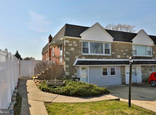 9979 Woodfern Rd, Philadelphia, PA 19115