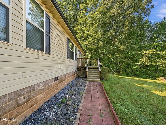 5th image of 2021 Compton Ct