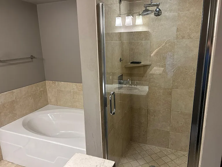 4107 Bowser Ave #204 — Photo 10